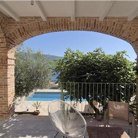 4 bedroom villa with pool and sea views, Kumbor, sleeps 8-10